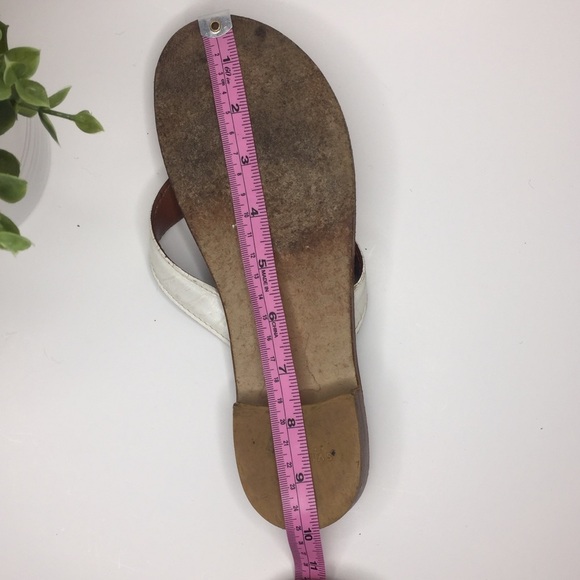 Eliza B. | Leather Flip Flops/Sandals - Picture 8 of 8